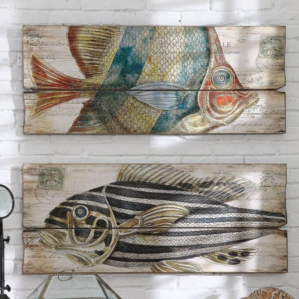 Wall Plaque With Fish