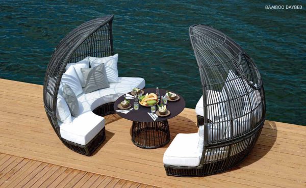 Bamboo daybed